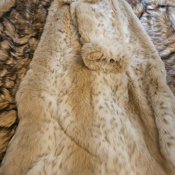 Vintage Pamela McCoy 2X Full Length Replica Snow Lynx Faux Fur Coat Wildcat - Picture 6 of 10